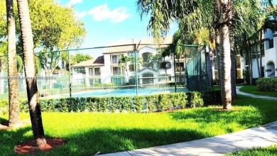 DRASTICALLY REDUCE, THE CHEPEAST UNIT!! EXCELLENT OPPORTUNITY on Orangebrook Golf and Country Club in Florida - for sale on GolfHomes.com, golf home, golf lot