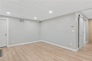 RECENTLY UPDATED KITCHEN. Welcome home to a beautifully updated on Bentwater Golf Club in Georgia - for sale on GolfHomes.com, golf home, golf lot