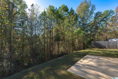 Wonderful 3BR-2BA home in the Oxmoor Ridge subdivision.  This on Robert Trent Jones - Oxmoor Valley Golf Course in Alabama - for sale on GolfHomes.com, golf home, golf lot