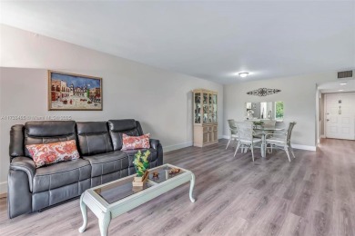 Move-in ready 55+ 2/2.The modern kitchen boasts stainless steel on Flamingo Lakes Country Club in Florida - for sale on GolfHomes.com, golf home, golf lot