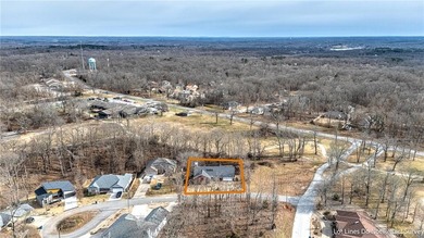 Welcome to this single level, well-maintained Bella Vista home on Branchwood Golf Course in Arkansas - for sale on GolfHomes.com, golf home, golf lot