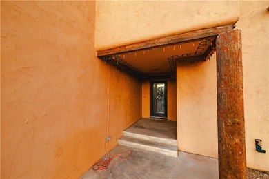 This HOME has majestic panoramic views of the Cerbat, Hualapai on Valle Vista Golf Course in Arizona - for sale on GolfHomes.com, golf home, golf lot