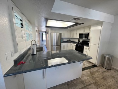 Come check out this very cute, furnished 3 bedroom 2 bathroom on Cerbat Cliffs Golf Course in Arizona - for sale on GolfHomes.com, golf home, golf lot