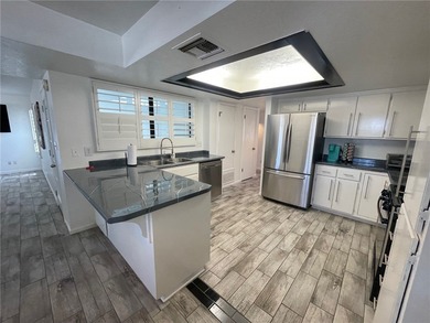 Come check out this very cute, furnished 3 bedroom 2 bathroom on Cerbat Cliffs Golf Course in Arizona - for sale on GolfHomes.com, golf home, golf lot