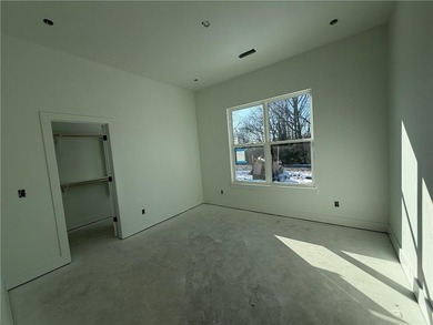 Kitchen has 2cm quartz & marble backsplash, along with stainless on Bella Vista - Metfield Golf Complex and Country Club in Arkansas - for sale on GolfHomes.com, golf home, golf lot