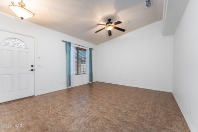 The perfect set up! Beautiful condo with an oversized, 2 car on London Bridge Golf Course in Arizona - for sale on GolfHomes.com, golf home, golf lot