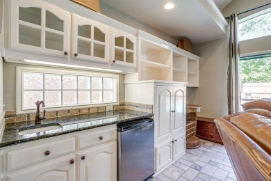 Custom Home in Pecan Plantation. Spacious Living room with wall on Pecan Plantation Country Club in Texas - for sale on GolfHomes.com, golf home, golf lot
