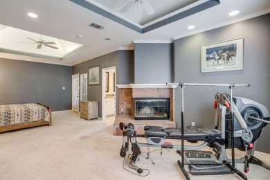 Custom Home in Pecan Plantation. Spacious Living room with wall on Pecan Plantation Country Club in Texas - for sale on GolfHomes.com, golf home, golf lot