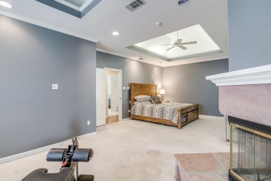 Custom Home in Pecan Plantation. Spacious Living room with wall on Pecan Plantation Country Club in Texas - for sale on GolfHomes.com, golf home, golf lot