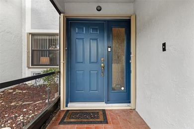 Welcome to the South Florida lifestyle.  Sweeping lake views on Deer Creek Golf Club in Florida - for sale on GolfHomes.com, golf home, golf lot