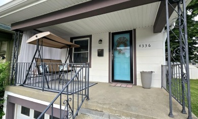 Well-maintained, beautiful home on double fenced-in lot!  Sale on Twin Oaks Golf and Plantation Club in Kentucky - for sale on GolfHomes.com, golf home, golf lot