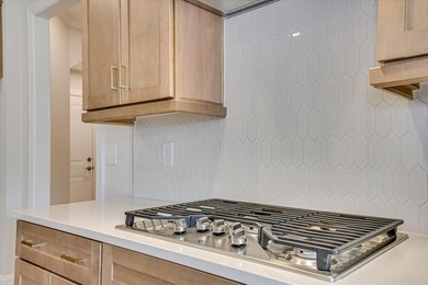 UP TO 20K IN CLOSING COST ASSISTANCE THROUGH PREFERRED LENDER! on Mount Vintage Plantation and Golf Club  in South Carolina - for sale on GolfHomes.com, golf home, golf lot