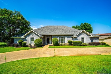 Beautiful home under $500,000 on Crossing Creeks Country Club for sale on GolfHomes.com