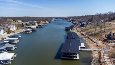 Unique Development that will appeal to all lake lovers on Sycamore Creek Golf Club in Missouri - for sale on GolfHomes.com, golf home, golf lot