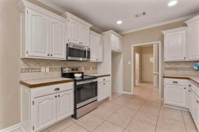 Beautiful 3-Bed, 2-Bath Home in Balboa Golf Course Neighborhood! on Balboa Golf Course in Arkansas - for sale on GolfHomes.com, golf home, golf lot