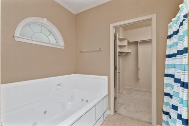 Beautiful 3-Bed, 2-Bath Home in Balboa Golf Course Neighborhood! on Balboa Golf Course in Arkansas - for sale on GolfHomes.com, golf home, golf lot