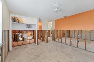 Under contract-accepting backup offers. LOWEST PRICED SFR on Key Royale Club in Florida - for sale on GolfHomes.com, golf home, golf lot