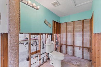 Under contract-accepting backup offers. LOWEST PRICED SFR on Key Royale Club in Florida - for sale on GolfHomes.com, golf home, golf lot