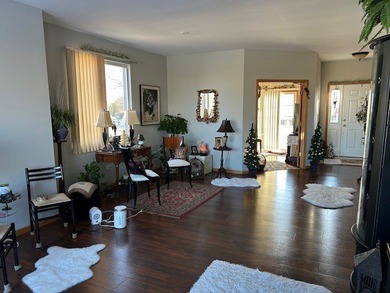 Want OPENNESS & PRIVACY?  This End Unit, 2 Bedroom, 2 Bath Ranch on The Links at Carillon in Illinois - for sale on GolfHomes.com, golf home, golf lot