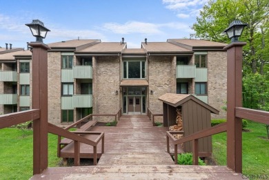 Charming & updated 2 bedroom, 2 bath condo in Mountain Villas - on Seven Springs Mountain Resort in Pennsylvania - for sale on GolfHomes.com, golf home, golf lot