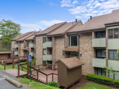 Charming & updated 2 bedroom, 2 bath condo in Mountain Villas - on Seven Springs Mountain Resort in Pennsylvania - for sale on GolfHomes.com, golf home, golf lot