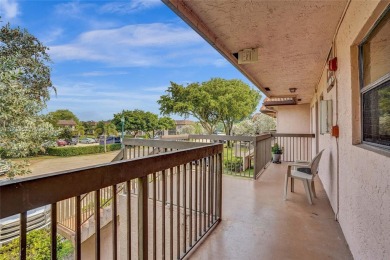 Come view this 2 bedroom 2 bathroom condo in the heart of on Pembroke Lakes Golf Club in Florida - for sale on GolfHomes.com, golf home, golf lot
