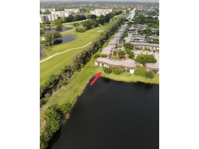 Come view this 2 bedroom 2 bathroom condo in the heart of on Pembroke Lakes Golf Club in Florida - for sale on GolfHomes.com, golf home, golf lot