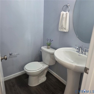 LIKE NEW TOWNHOME IN MAGNOLIA GREEN!! BRAND NEW APPLIANCES! The on The Westham Golf Club At Magnolia Green in Virginia - for sale on GolfHomes.com, golf home, golf lot