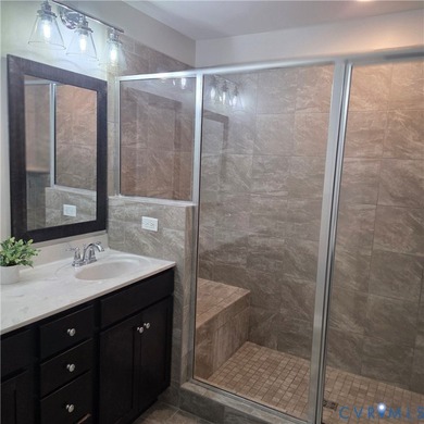 LIKE NEW TOWNHOME IN MAGNOLIA GREEN!! BRAND NEW APPLIANCES! The on The Westham Golf Club At Magnolia Green in Virginia - for sale on GolfHomes.com, golf home, golf lot