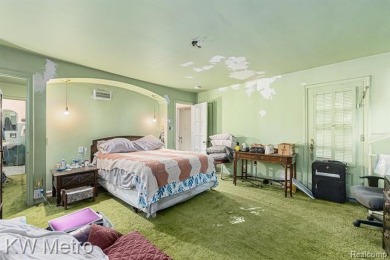 5-bedroom, 3.1-bath colonial located in the highly sought-after on Detroit Golf Club  in Michigan - for sale on GolfHomes.com, golf home, golf lot