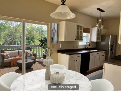 Beautifully Maintained 3-Bedroom Home in Central Bloomington on Bloomington Country Club in Indiana - for sale on GolfHomes.com, golf home, golf lot