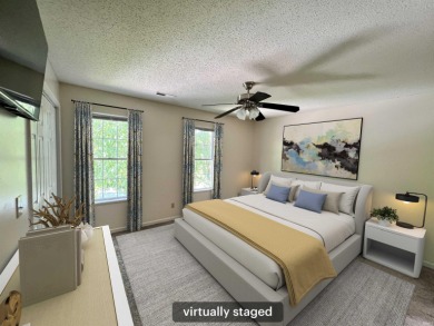 Beautifully Maintained 3-Bedroom Home in Central Bloomington on Bloomington Country Club in Indiana - for sale on GolfHomes.com, golf home, golf lot