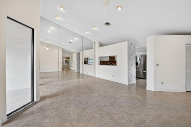 Charming 3 bedroom 2 bath villa on a quiet cul-de-sac. Stunning on  in Florida - for sale on GolfHomes.com, golf home, golf lot