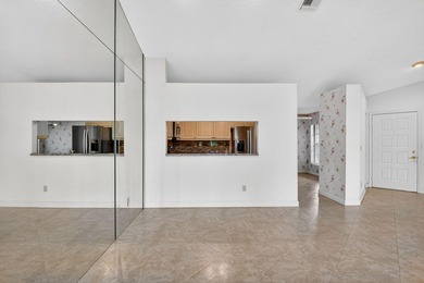 Charming 3 bedroom 2 bath villa on a quiet cul-de-sac. Stunning on  in Florida - for sale on GolfHomes.com, golf home, golf lot
