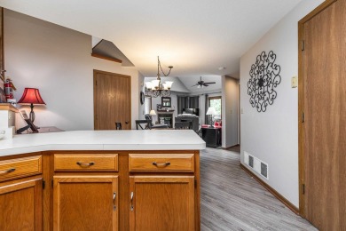 Bright and inviting end-unit Walnut Hill Golf Villa licensed for on Eagle Ridge Inn and Resort in Illinois - for sale on GolfHomes.com, golf home, golf lot