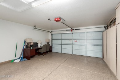 Prime golf course location! This 4 bed/2 bath home features an on Arrowhead Country Club in Arizona - for sale on GolfHomes.com, golf home, golf lot