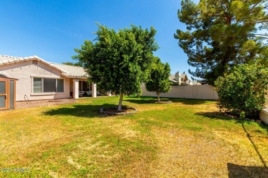Prime golf course location! This 4 bed/2 bath home features an on Arrowhead Country Club in Arizona - for sale on GolfHomes.com, golf home, golf lot