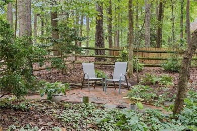 Welcome to 217 E Tazewell's, a stunning 3-bedroom, 2.5-bath on Kingsmill Resort and Golf Club in Virginia - for sale on GolfHomes.com, golf home, golf lot
