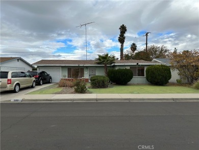 Single story in senior community offers 1-car attached garage
 on Echo Hills Golf Club in California - for sale on GolfHomes.com, golf home, golf lot