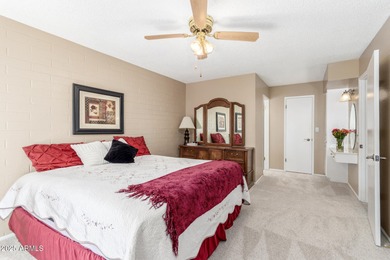 Welcome to this move-in ready 2 bedroom, 2 bath Gemini home on Sun City Country Club in Arizona - for sale on GolfHomes.com, golf home, golf lot