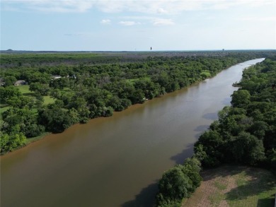 Build your dream home on this spacious half-acre homesite on Nutcracker Golf Club in Texas - for sale on GolfHomes.com, golf home, golf lot