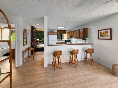 Country Club Villas 101 is an end condo with no stairs and the on Kona Country Club Golf Course in Hawaii - for sale on GolfHomes.com, golf home, golf lot