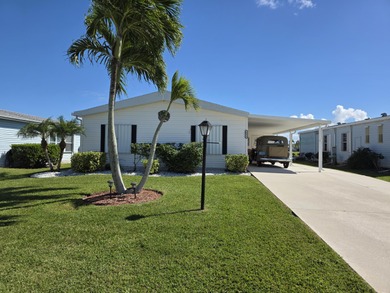 LAND OWNED 3-bedroom, 2 bath home located on a lake. Move -In on Savanna Golf Club in Florida - for sale on GolfHomes.com, golf home, golf lot