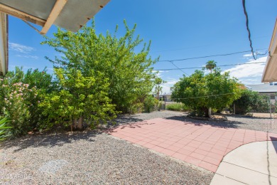 Freshly painted inside and out, kitchen features granite on Sun City North Golf Course in Arizona - for sale on GolfHomes.com, golf home, golf lot