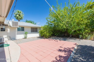 Freshly painted inside and out, kitchen features granite on Sun City North Golf Course in Arizona - for sale on GolfHomes.com, golf home, golf lot