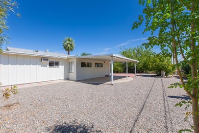 Freshly painted inside and out, kitchen features granite on Sun City North Golf Course in Arizona - for sale on GolfHomes.com, golf home, golf lot