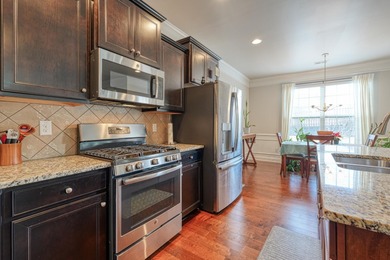 Beautifully maintained 3 bedroom/2 bathroom home with a new gas on River Falls Plantation in South Carolina - for sale on GolfHomes.com, golf home, golf lot