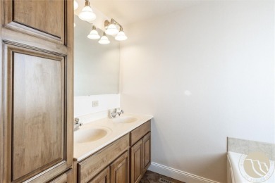 STUNNING 5-BEDROOM 3-BATH HOME OVERLOOKING THE 6TH HOLE OF PRYOR on Pryor Creek Golf Club in Montana - for sale on GolfHomes.com, golf home, golf lot