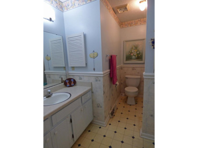 HOME WITH LARGE SHOP AND PRIVACY!  1,492 square foot home great on Cherokee Village North Course in Arkansas - for sale on GolfHomes.com, golf home, golf lot