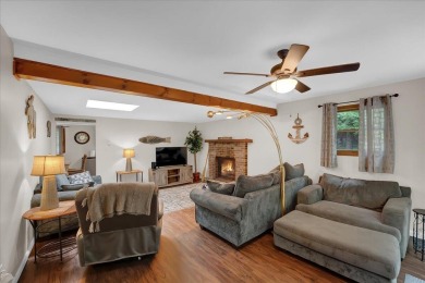 Discover affordable living in sought-after LAKE HARMONY ESTATES! on Split Rock Resort and Country Club in Pennsylvania - for sale on GolfHomes.com, golf home, golf lot